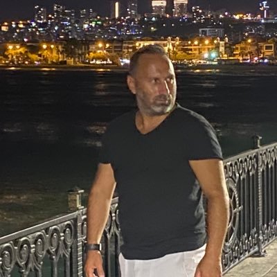 sa19765561's profile picture. YARATANIMDAN başkasına YARANMAK için https://t.co/xa0wEiS659 sağcıyım,ne https://t.co/OsV2wcgs2c muhafazakarım,ne liberal.ELHAMDULİLLAH MÜSLÜMANIM NE MUTLU TÜRKÜM  ŞÜKÜR GALATASARAYLI