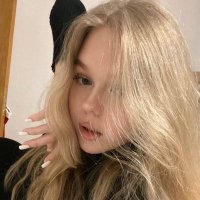 Sophia (@foxyfable_) 's Twitter Profile
