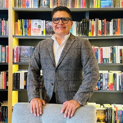 Creyente de Dios y de la cultura del esfuerzo; promotor de la justicia, la democracia y la equidad. UNID@S HACEMOS LA DIFERENCIA