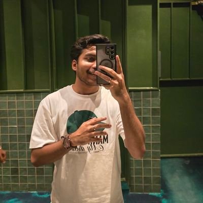22 // SDE @sigmoidInc // CSE'25 @nitrr
// Posting wins, ranting losses