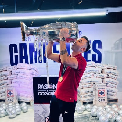 Cuenta oficial de Paolo Arriaga 🇲🇽 fisioterapeuta en Cruz Azul. Máster en Fisioterapia Deportiva USJ 🇪🇸 Maestro en entrenamiento deportivo IG: mfd_paolo