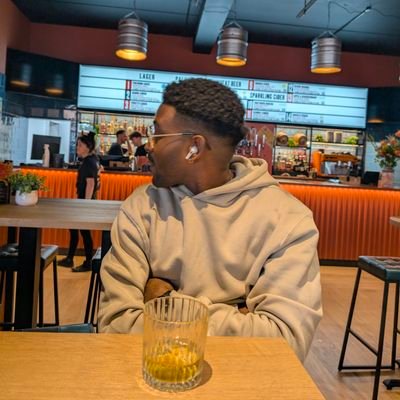 iam_khastro's profile picture. Opinionated | Unapologetically 🇳🇬🇳🇬 | all views are my own.