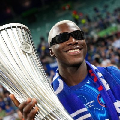 lethanos22's profile picture. shh