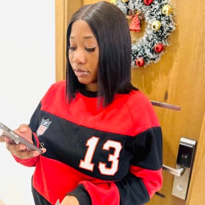 Lindalucresse06's profile picture. 