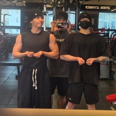 anindita722's profile picture. Actor 
Fashion Designer :)
A person who's profession is singing ♡