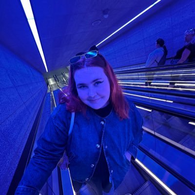 vattridgesmith's profile picture. council house carrie bradshaw