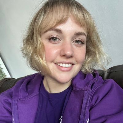 helenmelon's profile picture. 