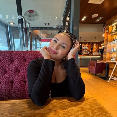 mia844280157963's profile picture. 
