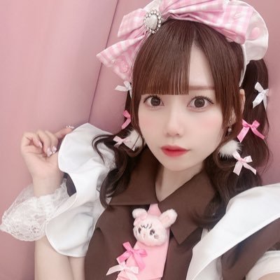 ⑅̥꒰ঌ @athome_cafe ໒꒱⑅̥ 名古屋大須本店 新人メイドです🐰🎀🍓 お給仕▷#おきゅうさたいむ 見る▷#うさぎちゃんとぴょんぴょん ♡プリキュアとアイプリがすきです♡