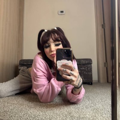 yes I’m crazy as I look 😂🔪 backup acc 🖤 main @gothcowgirllll