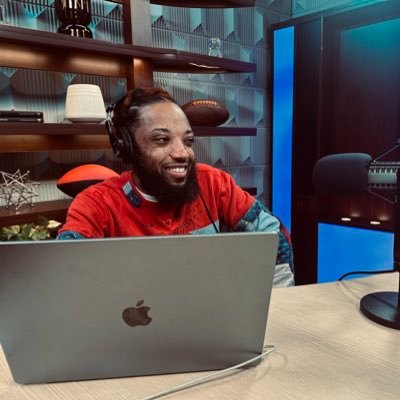 Host @Ringer + @Spotify + @FanDuelTV | NBA/NFL/Boxing Analyst | ♈Sun ♐Moon ♏Rising | Wharton 08 | dj formerly known as R2da I Former @ActionNetworkHQ @RocNation
