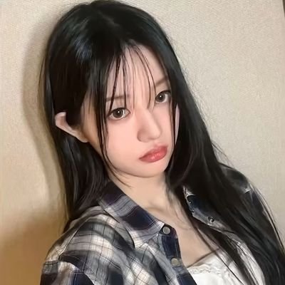 zzzvluue's profile picture.