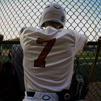 ⚾️ SS,3rd,2nd,RHP,OF,UT 🏈QB, SS🏀Power Foward 5’11-160 📱470-877-5566 East Cobb Baseball SHS sports 2029 grad
