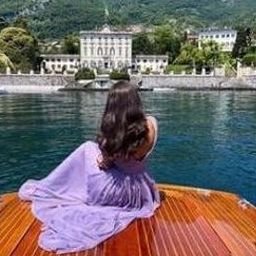 Eareni0078561's profile picture. 🇺🇸 Stars in my eyes, stripes in my soul. I like gardening 🌱, surfing 🏄, music 🎵, and hiking 🥾. Crafting a life I love.