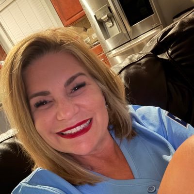 KellyAnne1008's profile picture. 