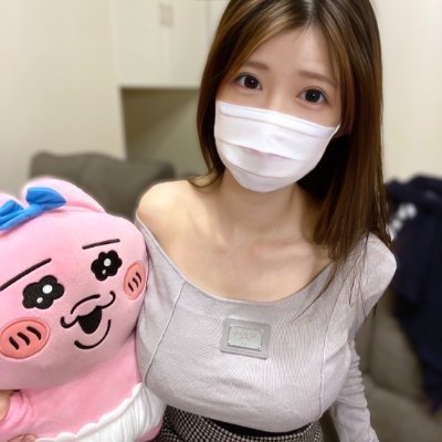 32歳|関東|犬と旦那🐶子なし|ちょっと色々考えてるうちにこんなアカウントを作成しちゃいました♡正直旦那と仲はいいけど、あっちは…ね?🤔内緒のアカウントだからバレないように🤫笑