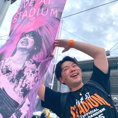 髭男垢(ならちゃん推し)よろしくお願いします( '灬' ) 郡山#9 12.2 / 仙台GIGS 6.22 /ぴあアリーナMM6.23/REJOICEポートメッセなごや10.18/日産スタジアム6.1/ロヂボーイ/ #Official髭男dism #髭団 #BROTHERS