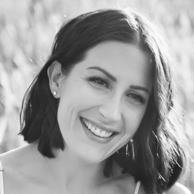 SeraFinnegan's profile picture. Kidlit writer, Proudly repped by @casahasegawa of @the_t2_agency