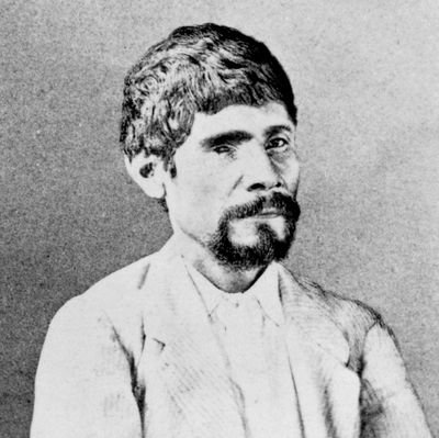 quautlatas's profile picture. o'dam/mexikanero/p'urhépecha // que viva la guerra popular // por la tierra y por la raza // @loloiloko🖤