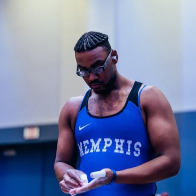 Drexel Orthotics and Prosthetics ‘25, U of M Exercise Science ‘20 USAW Olympic Weightlifting. Sneaker Collector.