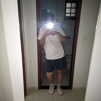Curto o simples, valorizo o real e sigo no meu caminho.