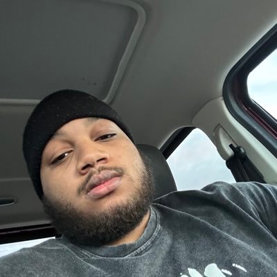 itzkingwes's profile picture. 22| COL COD AM | #GreenWall | 🥇x1 | Email: wesleykingimp@outlook.com