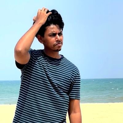 Yogii_42's profile picture. 20 | Software Engineer💻 | Tech Enthusiast🐱 | Building SaaS