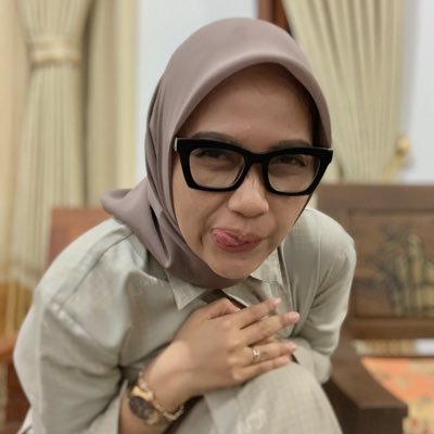 chamomilesw's profile picture. 