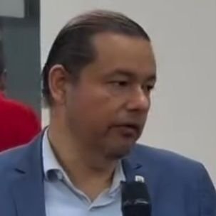 Sociólogo, Investigador, Docente Universitario, Consultor ambiental y de programas sociales, y de todo un poco