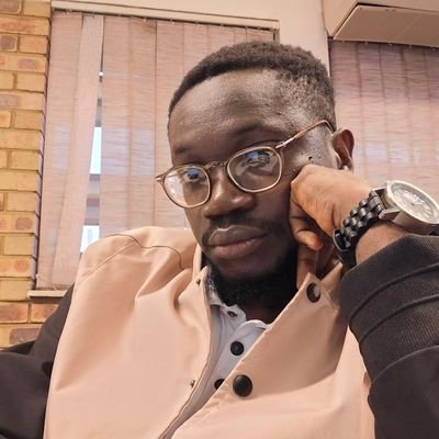 Ecaspu's profile picture. Woe to those who are wise in their own eyes, and prudent in their own sight | @Gechie_xoxo's 🖤