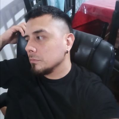 AlexVallejo26's profile picture. Snapchat al3x_1993