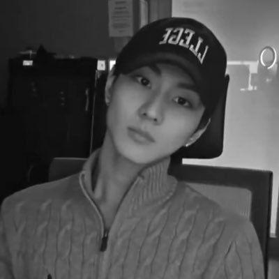 OT7 / i love meowz 🫡 will only be active for voting and releases
