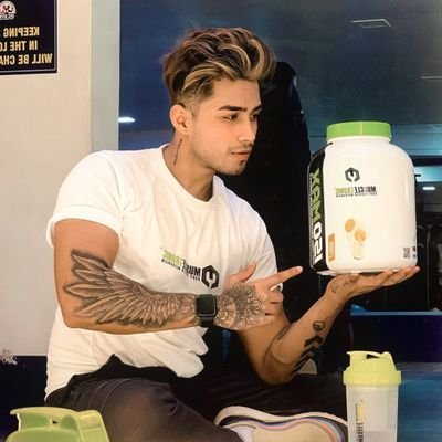 VIHAANisLIVE's profile picture. 🏬Department of Language, Literature and Culture of Black Sea countries (DUTH)
🤞Fashion video creator
🌈Be the reason someone smiles today🌈

📍Mumbai ,india