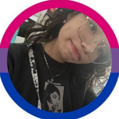 ximenitafr's profile picture. viva el amor abajo hybe