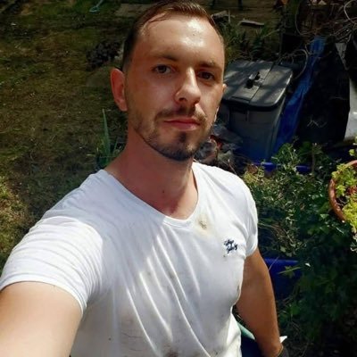 cocky charm a wit who sell content with PHD in a scallywag behaviour. Our clapper is @MandJ0012 get following people 🔥