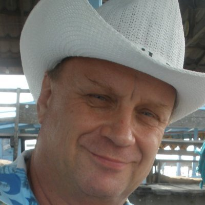 DiabloSant28307's profile picture. Apparently, I’m a bit quirky and often laugh at my own jokes | Software Engineer | Love animals 😻