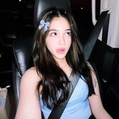 mnciiyum's profile picture. ow