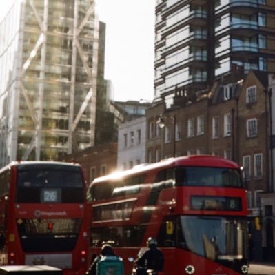 DPzhb's profile picture. 📍goldsmiths, uol ロンドン情報収集アカウント