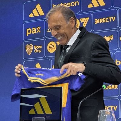 -. 1 día más es mejor que 10 días menos. -. La gente de Boca marca un después, siempre
Dedicado al último hombre que nos regalo la Copa 💙💛💙