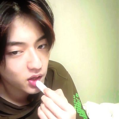 — lobe @treasuremembers ; the user is a silly creature’s , jgn disapu bkn scammer 🤡✋🏻