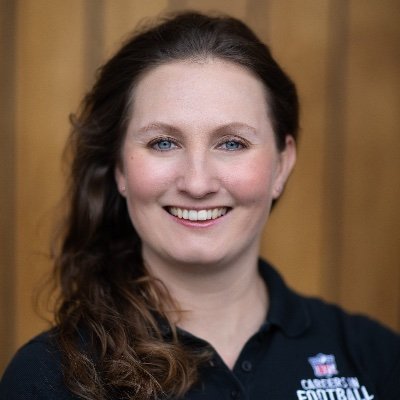 🌴 NFL Academy Asia Pacific Coach/US College Recruiting Liaison
🏈First female position coach in D1
🏈QB and 3x US National Champion
🇦🇺National Team