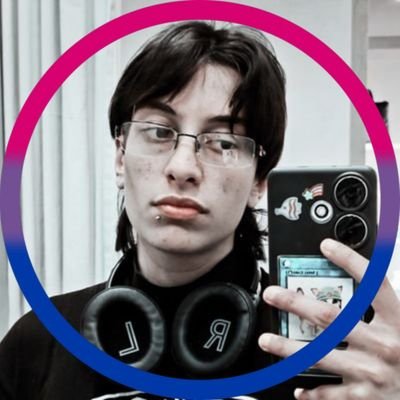 🐦✴️ | straight edge, designer, editor, producer | marxfem, 20/🇮🇳🇮🇹 | calisthenics, guitar+bass ; i🩷disco elysium | taken by @DekuNibbs ; @XNEOASPECT alt