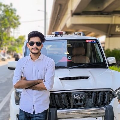 🚩धर्मो रक्षती रक्षित:🚩| 🚩जय माता दी 🚩 |
just a boy with a dream 💭