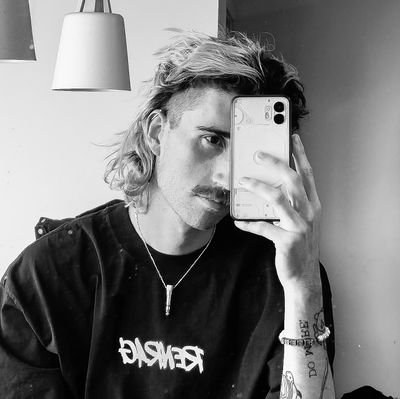 photographer // graphic designer // sometimes I play dnb