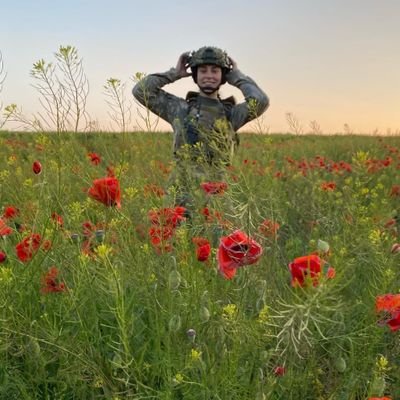 ElizabethRuth42's profile picture. SLAVA Ukraine 🇺🇦