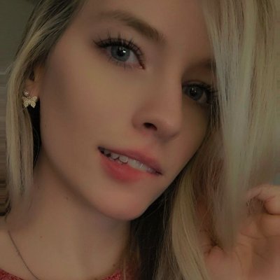 CelestialFoxxx's profile picture. 