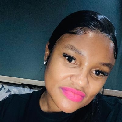 ||Swati Hun...😊🇿🇦🇸🇿
||Queen👑!!
||Super Mom 👩🦸♀️
||Taurus ♉
||Woman in Mining👷♀️⚒🦺
||@KaizerChiefs Fan 🖤✌️