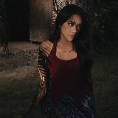 bailafeuri's profile picture. The blooming poppy of no na.