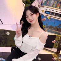 𝜗𝜚 ˖ ࣪⋆ (@__ursoul) Twitter profile photo