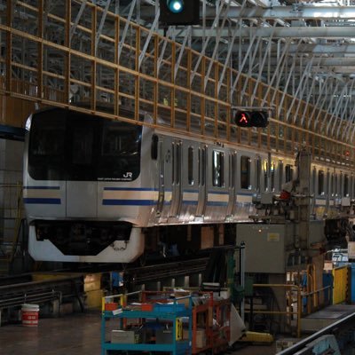 E21769198258's profile picture. E217系が好きな鉄オタです。エロ垢見つけ次第ブロックします。写真はそんなに上手くないです。 基本的に自分からDMを送ったのを除き、DMは返信しません。